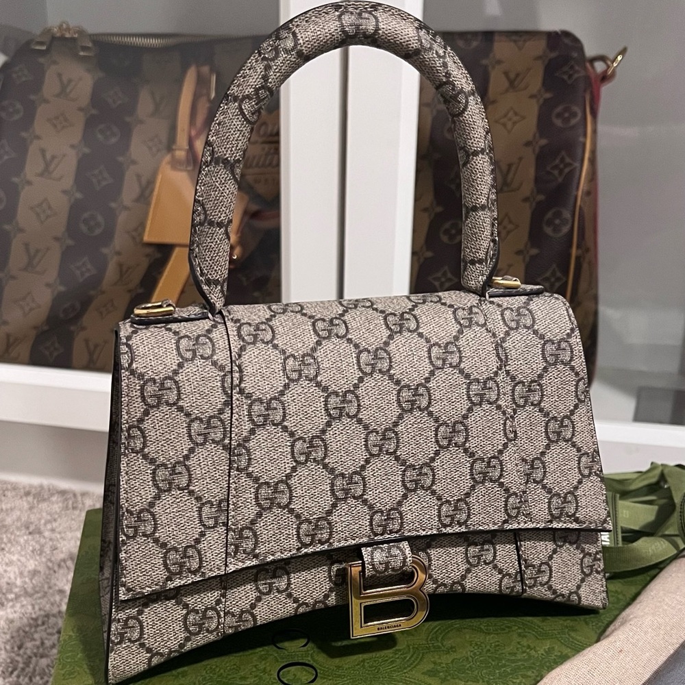 Gucci X Balenciaga Hacker Project Hourglass Bag - Picture 9 of 9